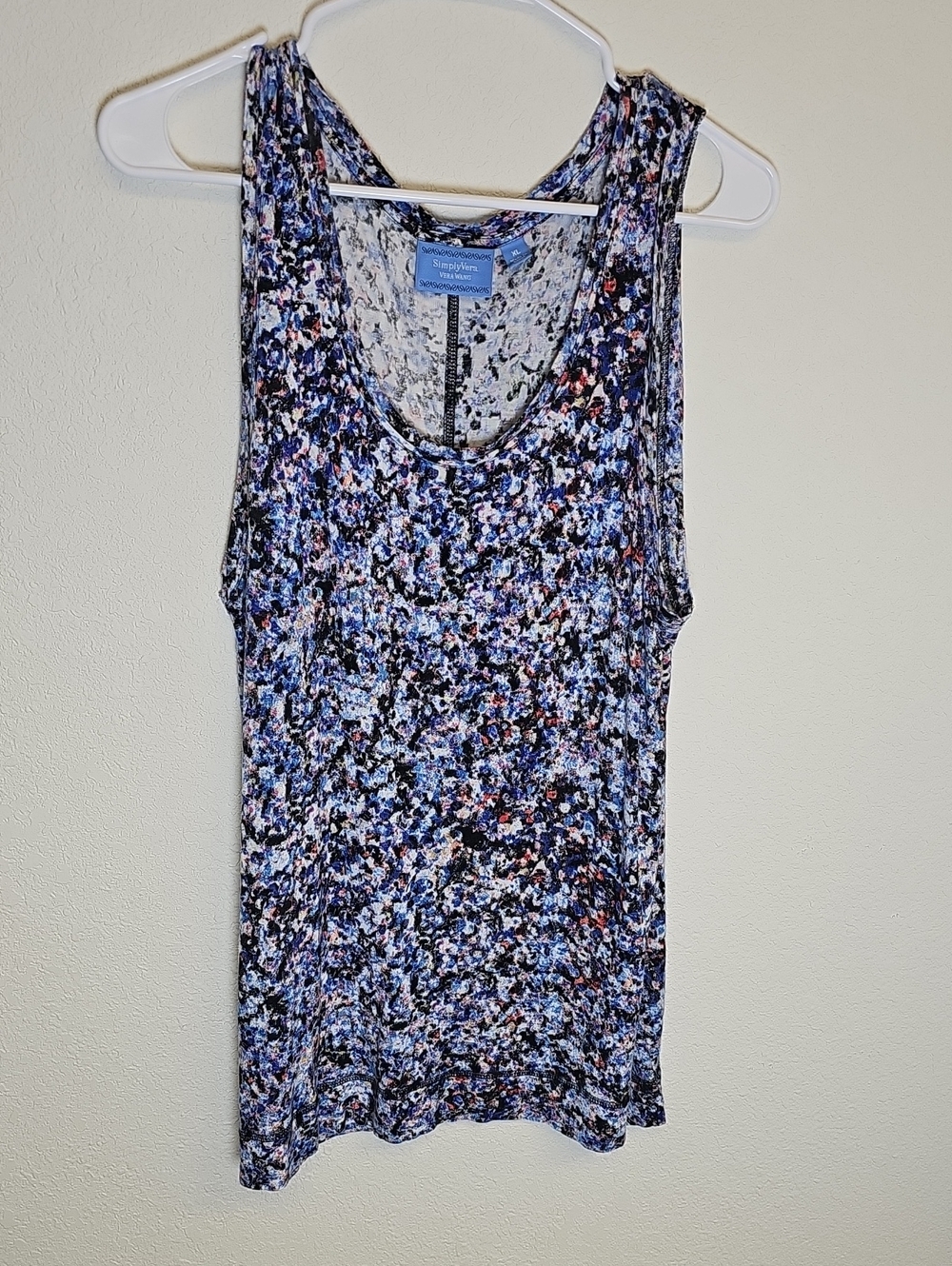 Simply Vera Wang  Multicolor Floral Scoop Tank XL